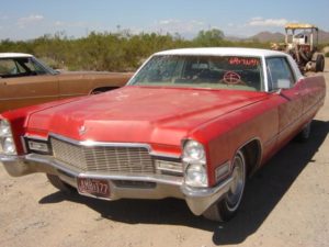 1968 Cadillac  Coupe de Ville (68CAnvbsD)