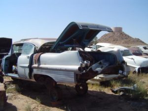 1957 Cadillac Sedan deVille (57CA4716C)