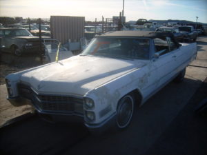 1966 Cadillac  De Ville (66CA3667D)