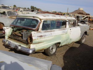 1957 Ford Country Squire (57FO3934C)