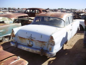 1956 Ford Fairlane Club sdn (#56FO5959C)